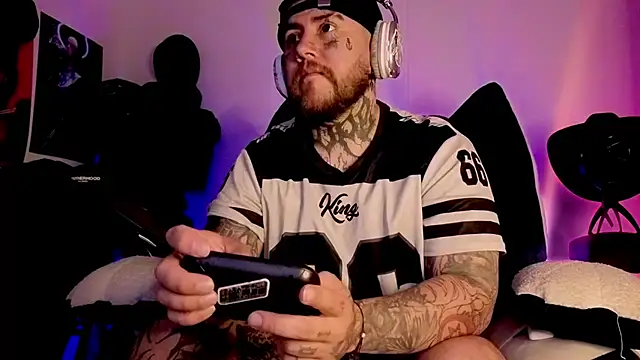 Ash gusbig online show from February 16, 1:37 am