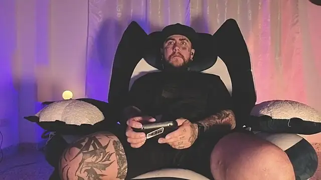 Ash gusbig online show from April 6, 3:13 am