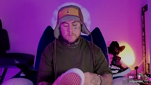 Ash gusbig online show from November 10, 12:59 am