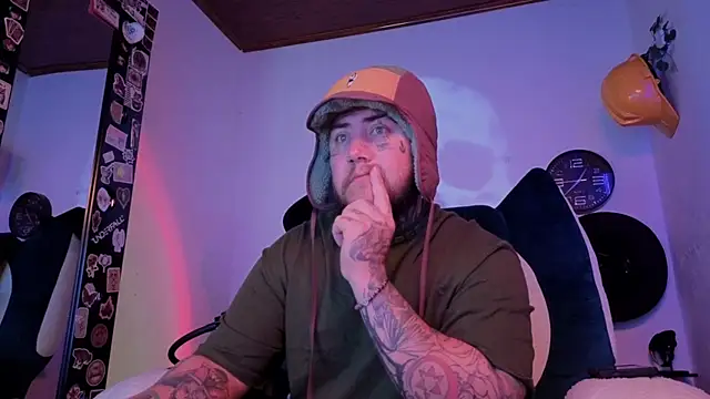 Ash gusbig online show from September 9, 4:44 am