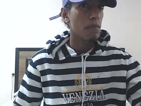 AlbertBigCock online show from November 15, 8:02 pm