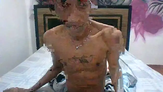 AlbertBigCock online show from June 4, 3:33 am