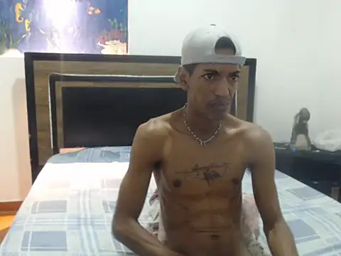 AlbertBigCock online show from February 2, 5:28 am