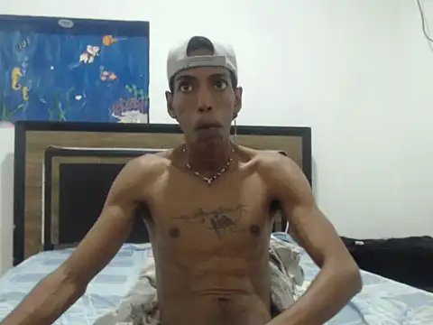 AlbertBigCock online show from February 5, 3:46 am