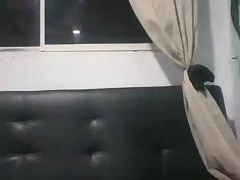 AlbertBigCock online show from June 21, 1:33 am