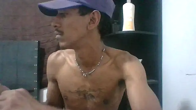 AlbertBigCock online show from March 29, 3:19 am