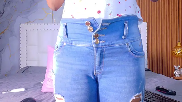 indianschoolgirl online show from February 10, 7:46 pm