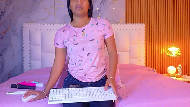indianschoolgirl online show from April 7, 7:59 pm
