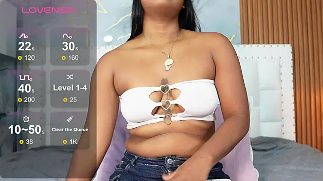 Snapshot of indianschoolgirl chatting on July 14, 7:53 pm indianschoolgirl online show from July 14, 7:53 pm