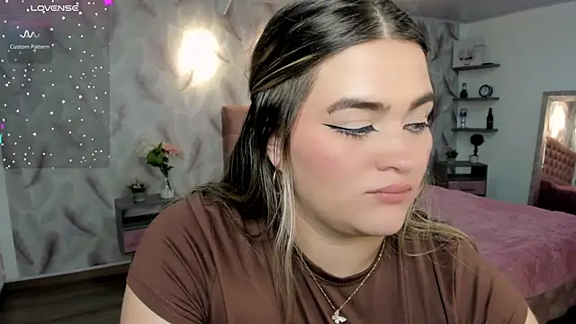 cattaleya    online show from November 13, 3:10 am