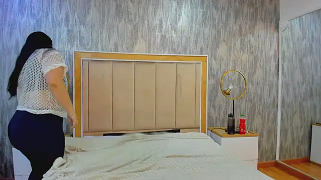 AshleeyPrincess online show from December 19, 1:57 pm