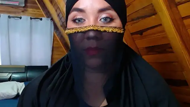 AmbarBurhan online show from November 4, 6:01 pm