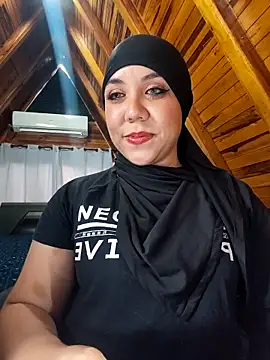 AmbarBurhan online show from February 14, 4:40 pm