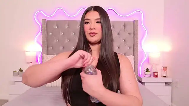 JuliaSUMMERS2022 online show from November 15, 2:59 am