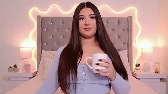 JuliaSUMMERS2022 online show from October 21, 12:21 am