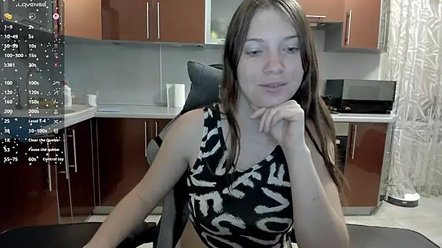  BondiXUrban  online show from February 9, 4:54 am