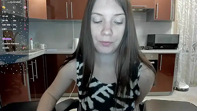  BondiXUrban  online show from February 12, 4:45 am