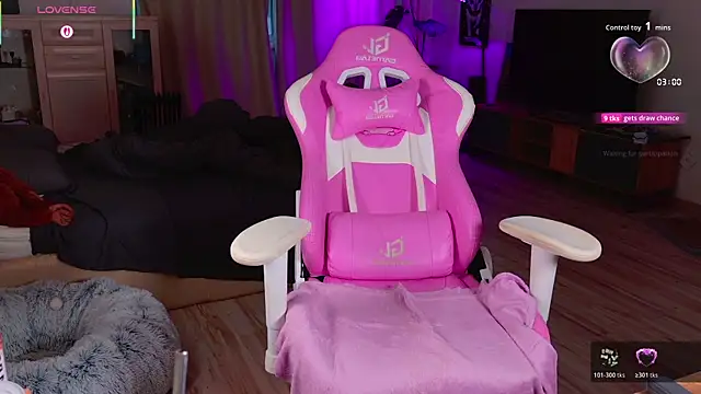  enternity  online show from November 18, 10:18 am