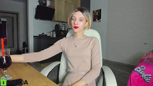  Alice Kitty online show from October 3, 4:14 am