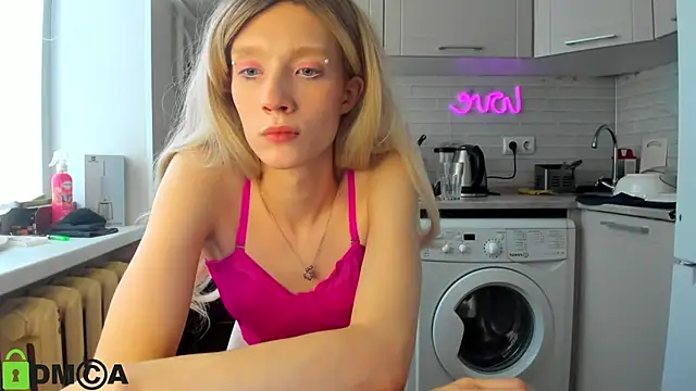  Alice Kitty online show from March 11, 9:45 am