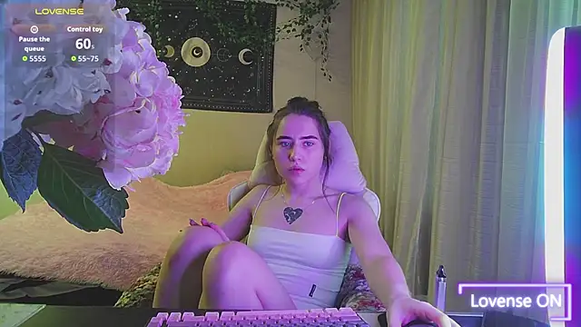 Aurora workerr online show from November 3, 10:19 am