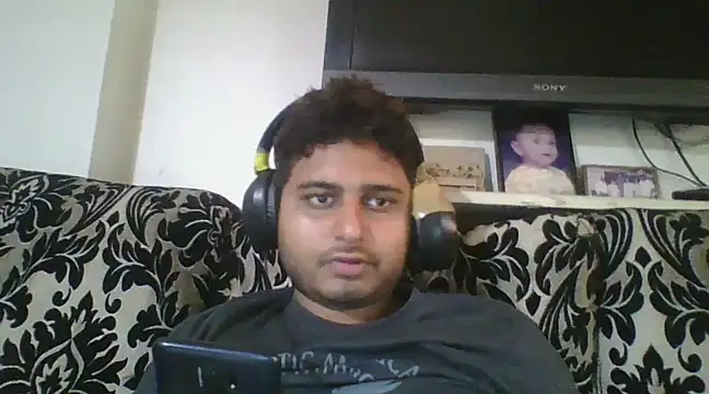 Snapshot of RyanHoran69@xh chatting on December 22, 6:28 am RyanHoran69xh online show from December 22, 6:28 am