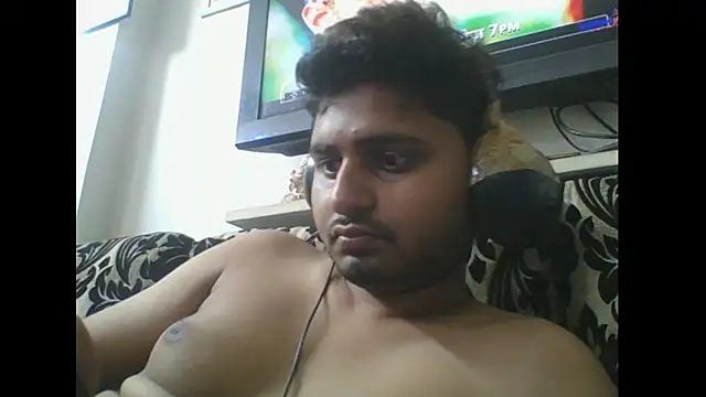 Snapshot of RyanHoran69@xh chatting on January 23, 4:26 pm RyanHoran69xh online show from January 23, 4:26 pm