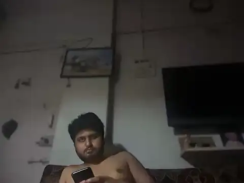 RyanHoran69xh online show from May 21, 7:33 pm
