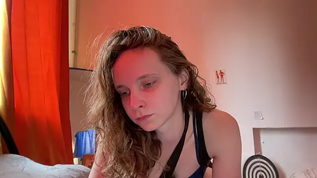 MikkyMoony online show from September 18, 9:23 am