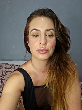 Snapshot of Nina_Sport chatting on October 15, 8:50 pm Nina Sport online show from October 15, 8:50 pm