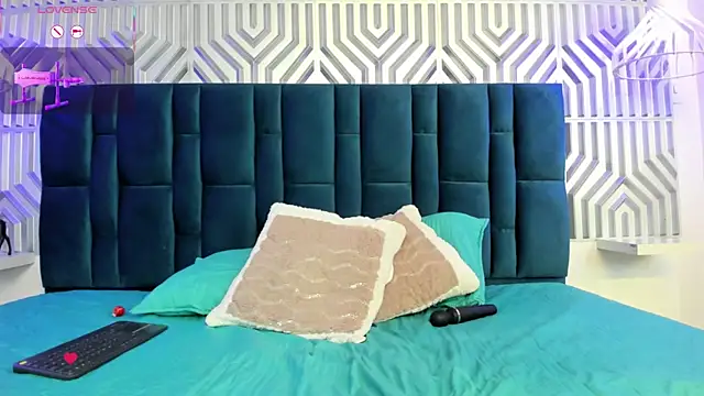 Abbyadams online show from October 24, 4:22 am