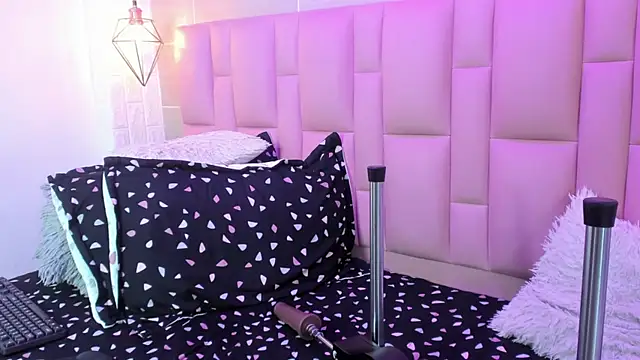 Abbyadams online show from March 20, 3:40 am