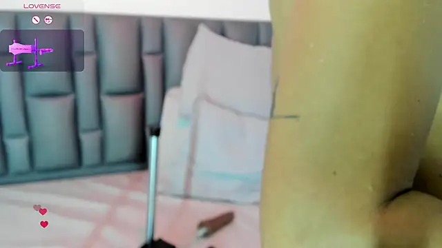 Abbyadams online show from November 17, 3:10 am