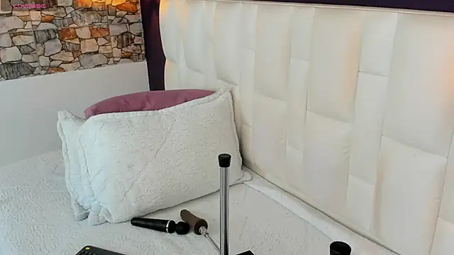 Abbyadams online show from November 24, 3:17 am