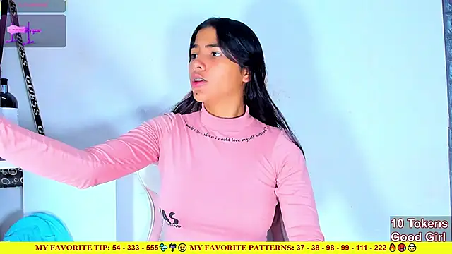 Snapshot of AriannaLewiis chatting on November 24, 7:25 pm AriannaLewiis online show from November 24, 7:25 pm