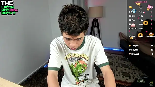 MyLatinHotBoys online show from December 18, 7:52 pm