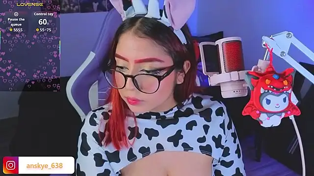 AnngelaSkye online show from February 18, 6:33 am