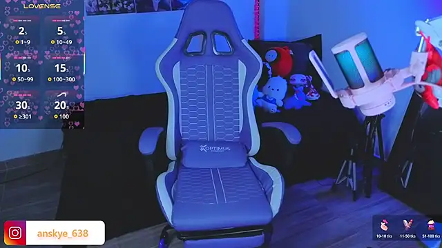 AnngelaSkye online show from February 12, 5:18 am