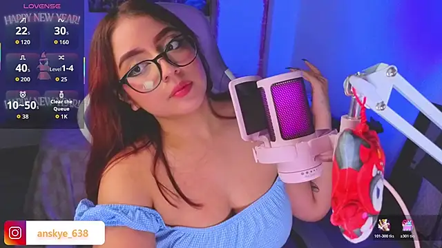 AnngelaSkye online show from March 21, 7:42 am