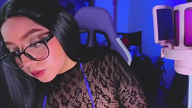 AnngelaSkye online show from March 12, 7:23 am