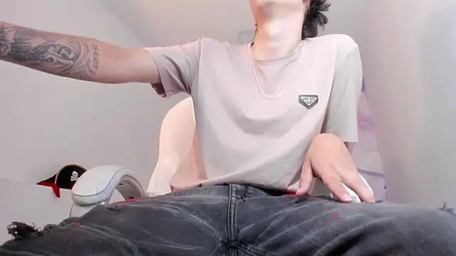 FrannBoy online show from March 12, 8:35 pm