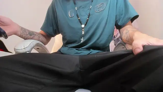 FrannBoy online show from March 25, 4:12 am