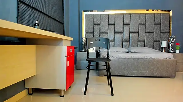 Matureyulyet online show from November 11, 8:47 pm