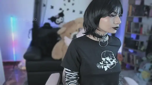 Naomii Soto online show from April 4, 6:36 pm