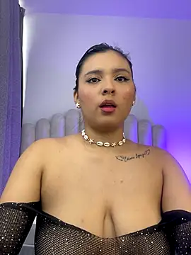 Snapshot of Madyson_Hot chatting on October 15, 1:08 pm Madyson Hot online show from October 15, 1:08 pm