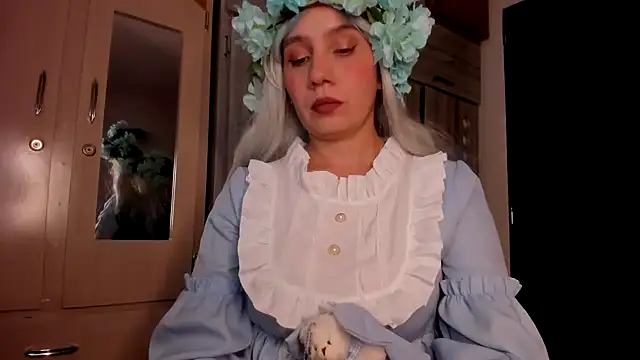 Snapshot of littlelight1 chatting on October 29, 2:16 pm littlelight1 online show from October 29, 2:16 pm