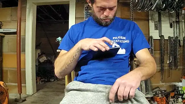 Bigoleslong98765 online show from November 17, 4:16 am