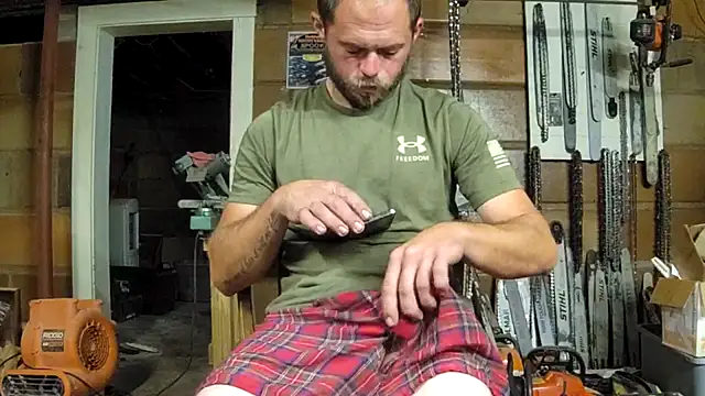 Bigoleslong98765 online show from September 25, 7:03 am