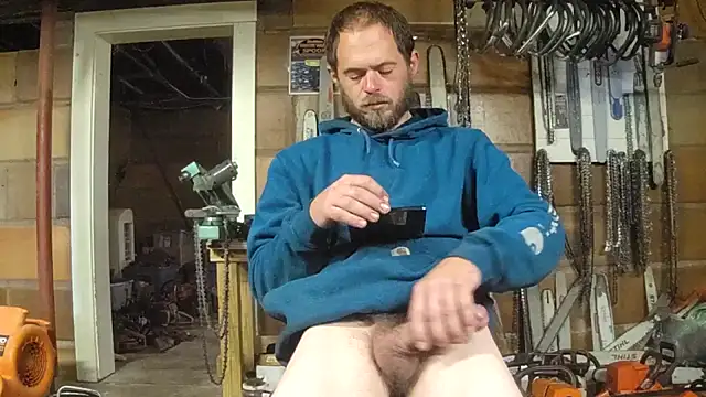 Bigoleslong98765 online show from October 31, 2:46 pm