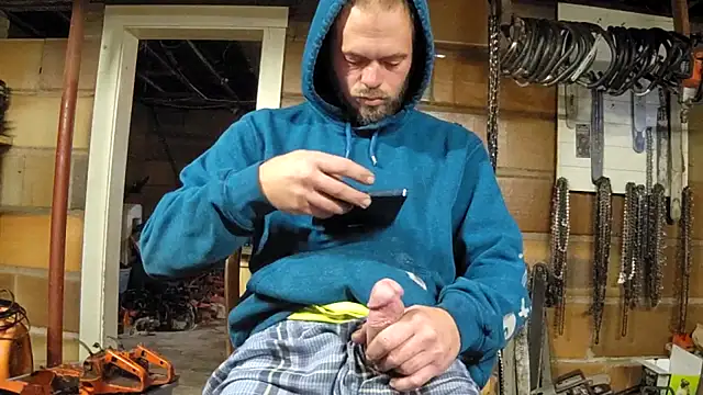 Bigoleslong98765 online show from November 16, 3:17 pm